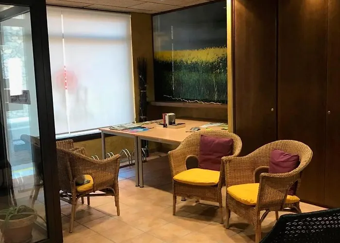 Familiar Hotel *