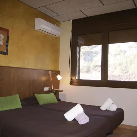 Familiar Hotel *